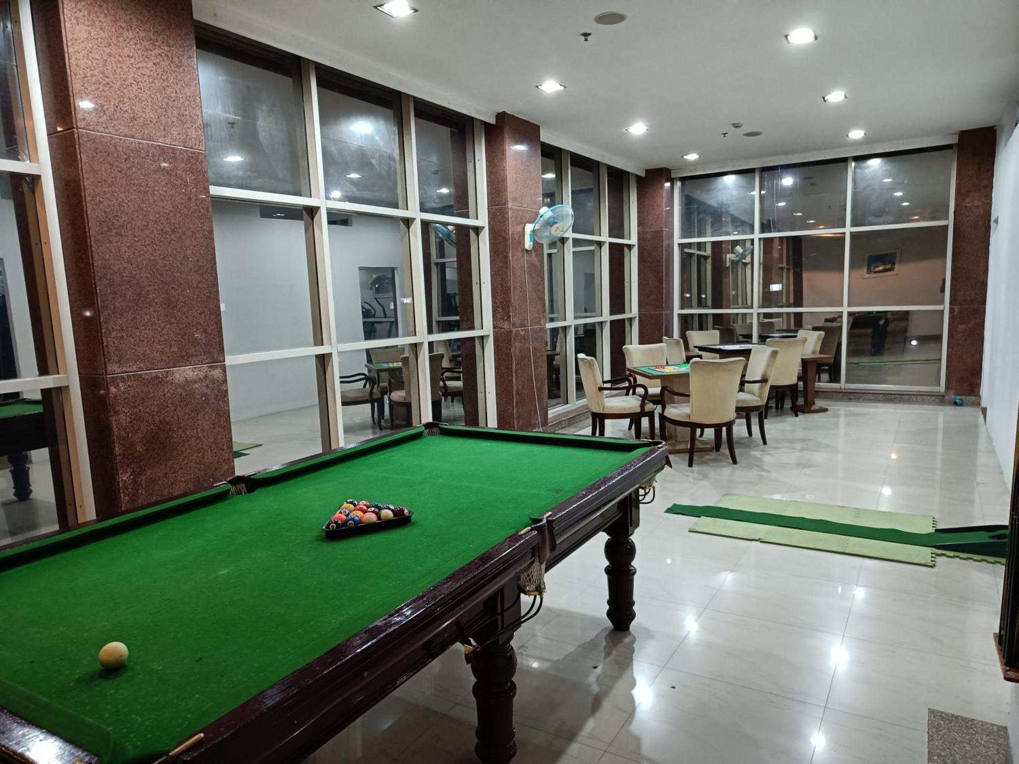 Days Hotel By Wyndham Neemrana Exterior foto