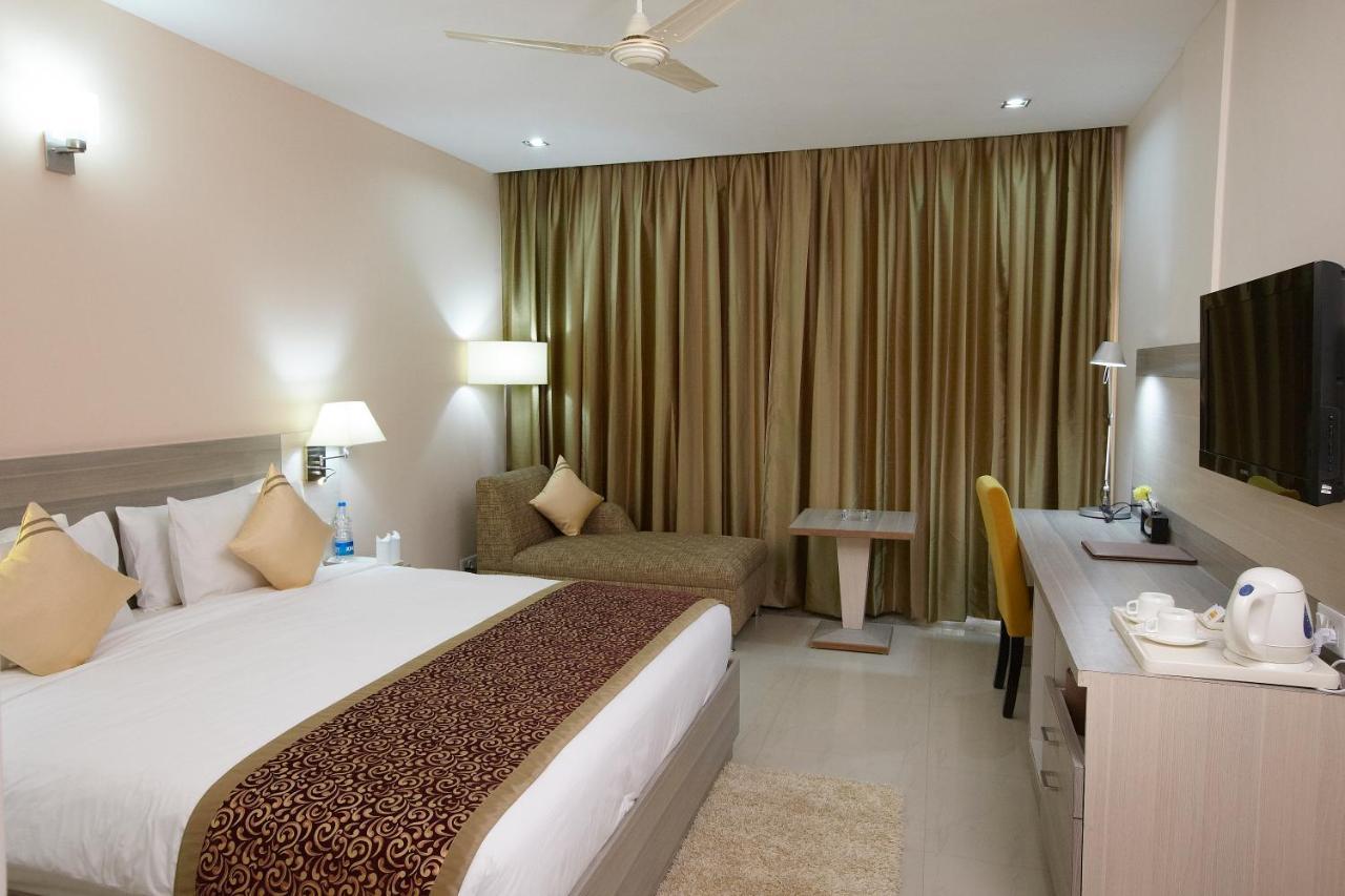 Days Hotel By Wyndham Neemrana Habitación foto